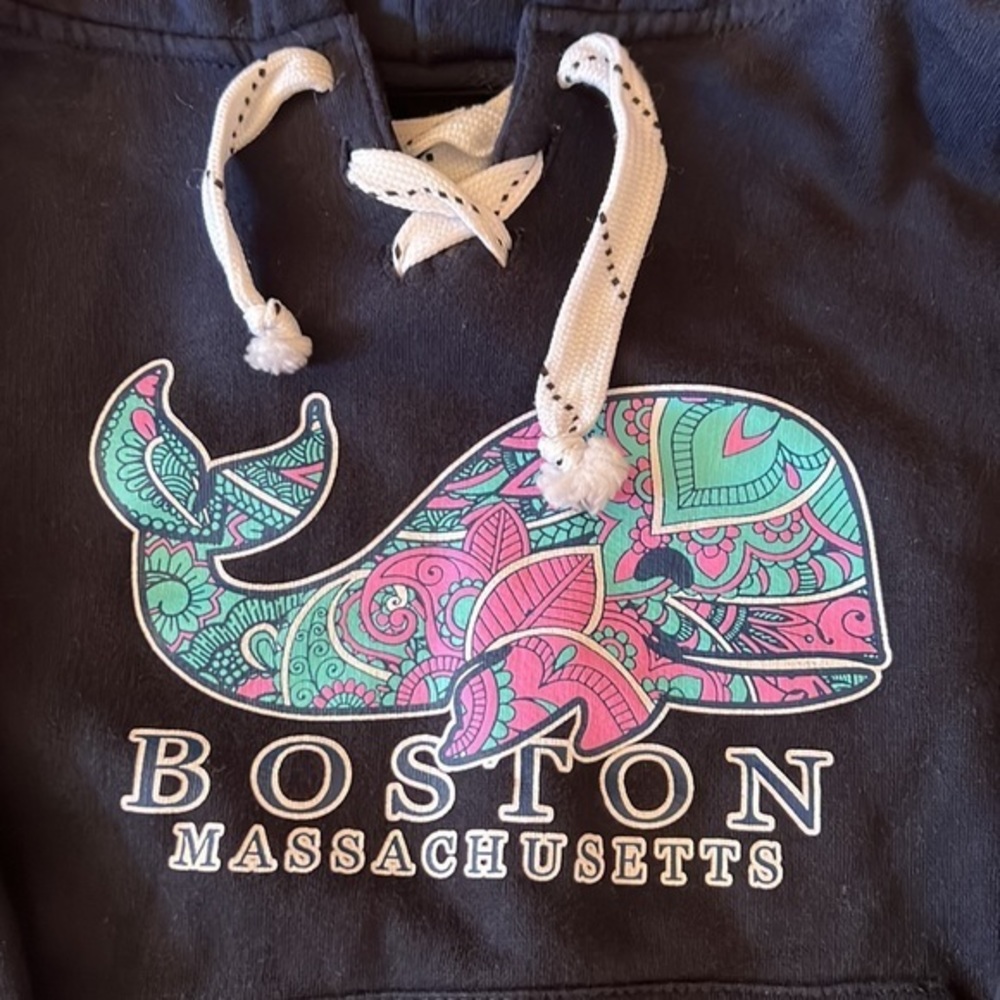 Girls Boston Massachusetts Paisley Whale Hoodie Sz. Large 🐳 - Picture 3 of 6